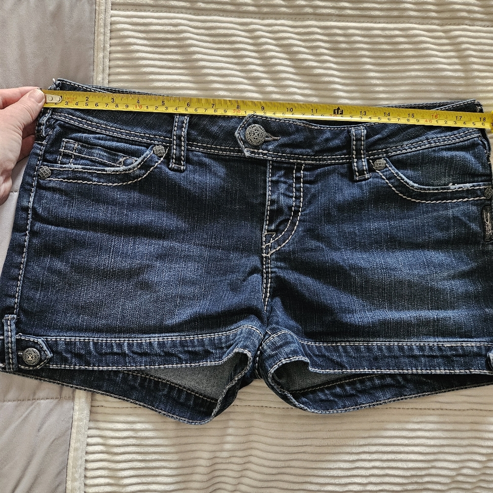 Silver Women's Blue Denim Shorts Size 33 Marti - Picture 14 of 16